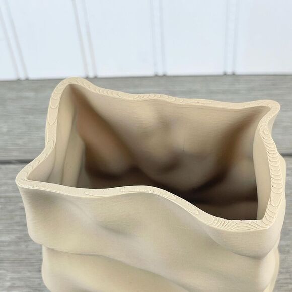 Paper Bag Sack Vase, Papur C Vase, Flower Vase, Crumpled Sack - Picture 6 of 9